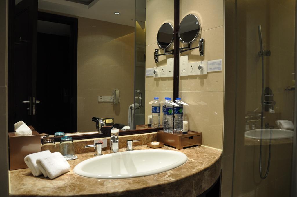 Vienna International Hotel Suzhou University Town Kültér fotó